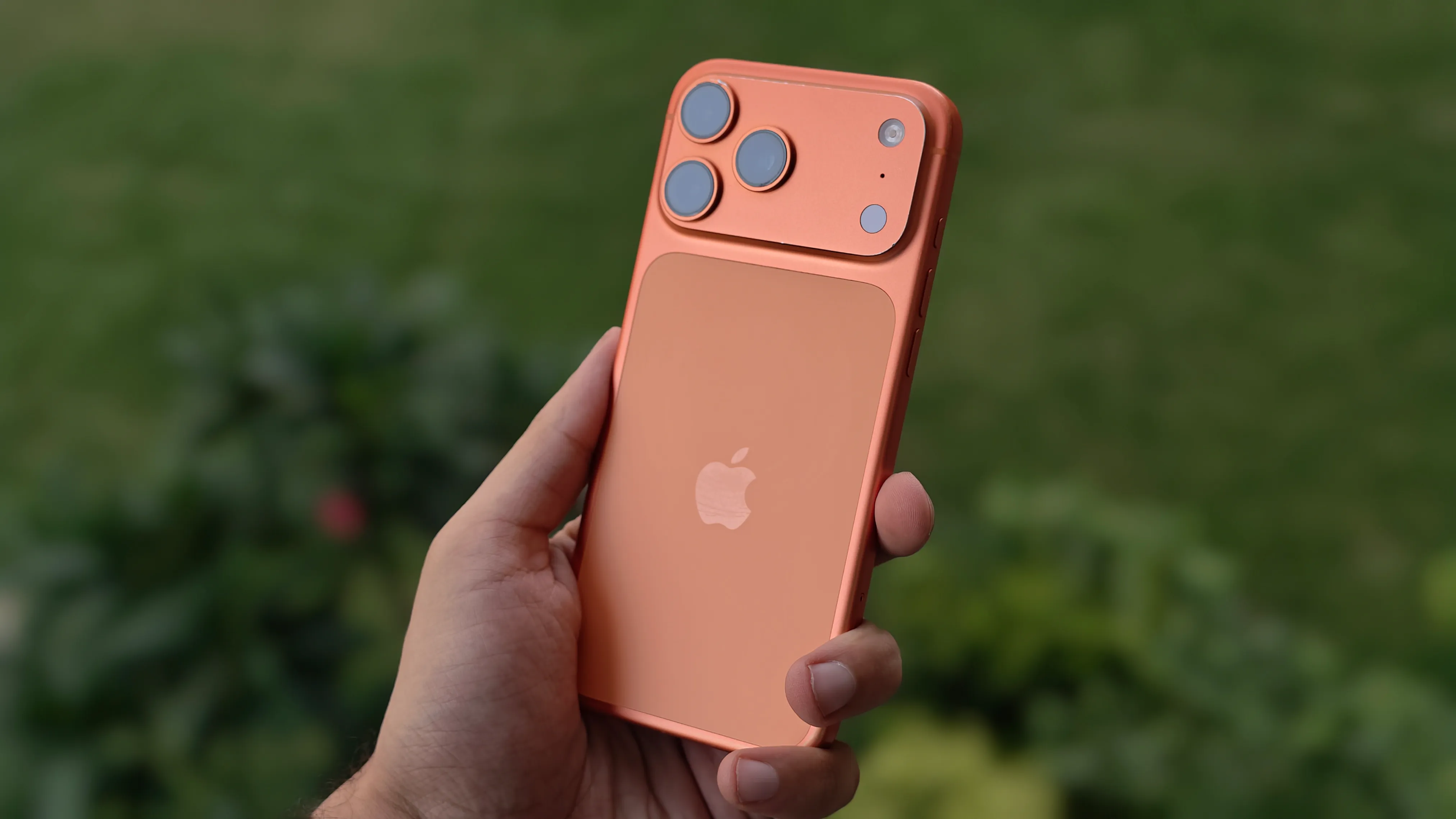 I Used the iPhone 17 Pro Max Without a Case for a Year. Here’s How It Looks Now
